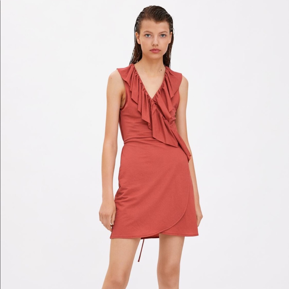 🏷NWT Zara Peach/Pink Mini Ruffled Wrap Dress M